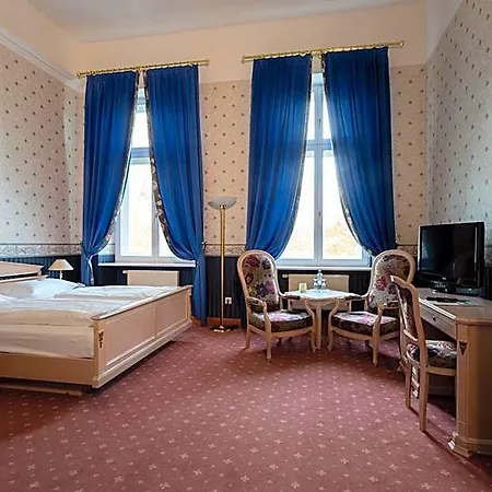 Seeschloss 4*