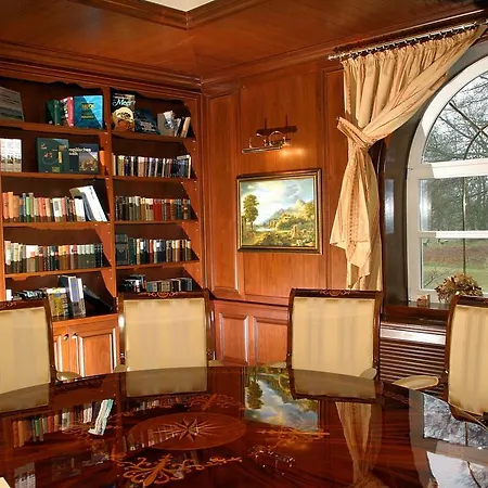 Отель Seeschloss 4*