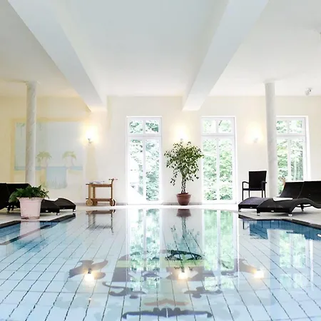 Seeschloss 4*