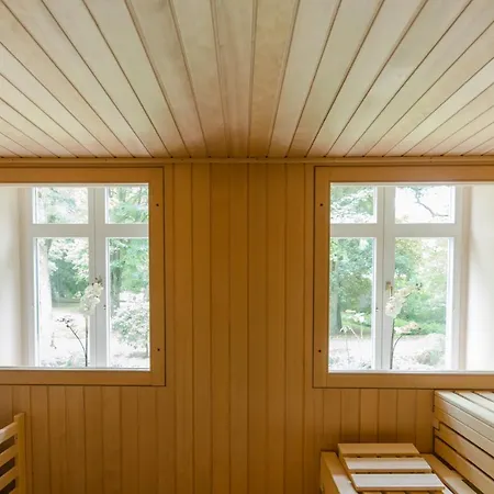 Seeschloss Szálloda Schorssow